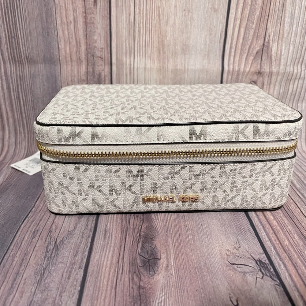 Michael Kors 3-piece Cosmetic/Travel Case Vanilla
